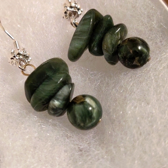 Rare Handmade Seraphinite Dangle Earrings - Picture 2 of 2